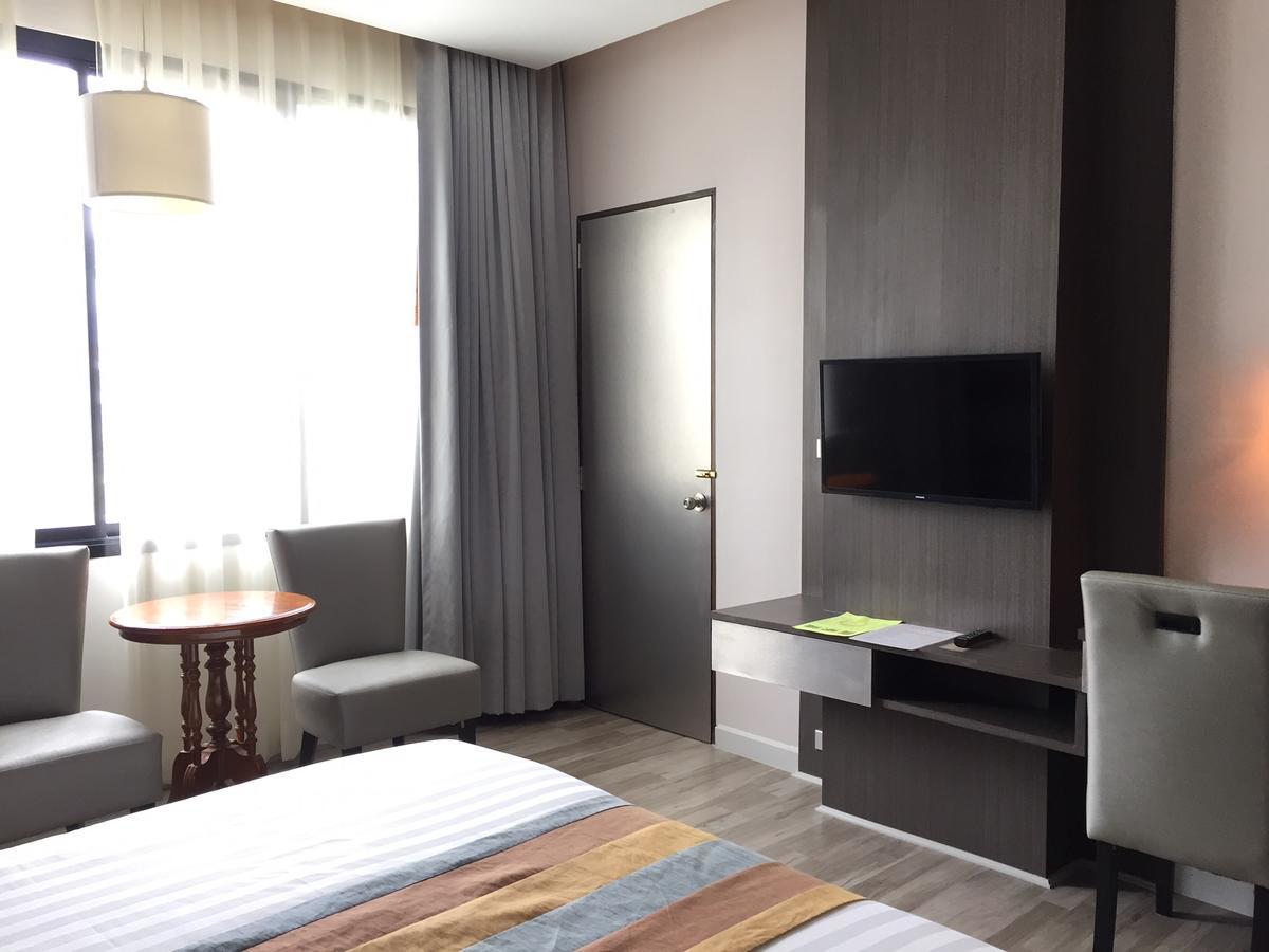 Gallery Design - Sha Extra Plus Sisaket Ngoại thất bức ảnh