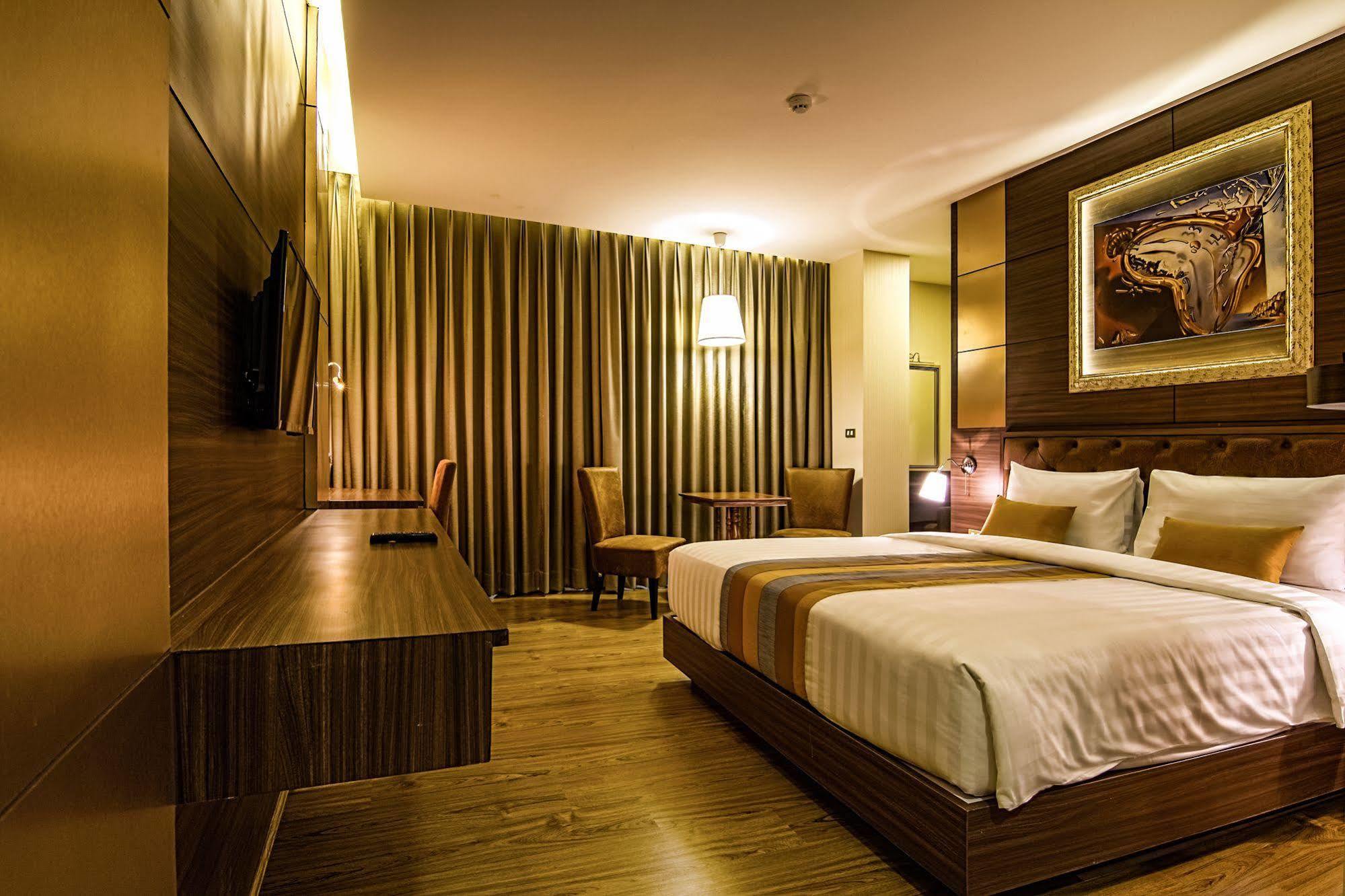 Gallery Design - Sha Extra Plus Sisaket Ngoại thất bức ảnh